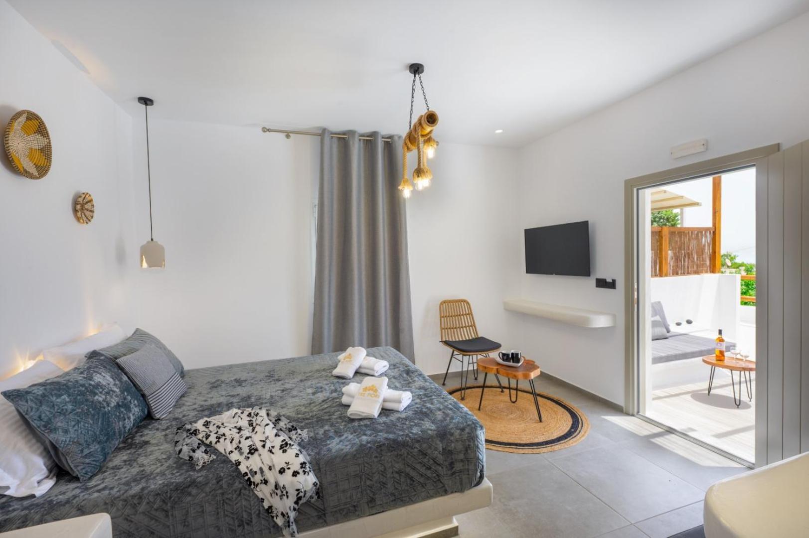 Tre Fiori - The Retreat Suites Fira  Extérieur photo